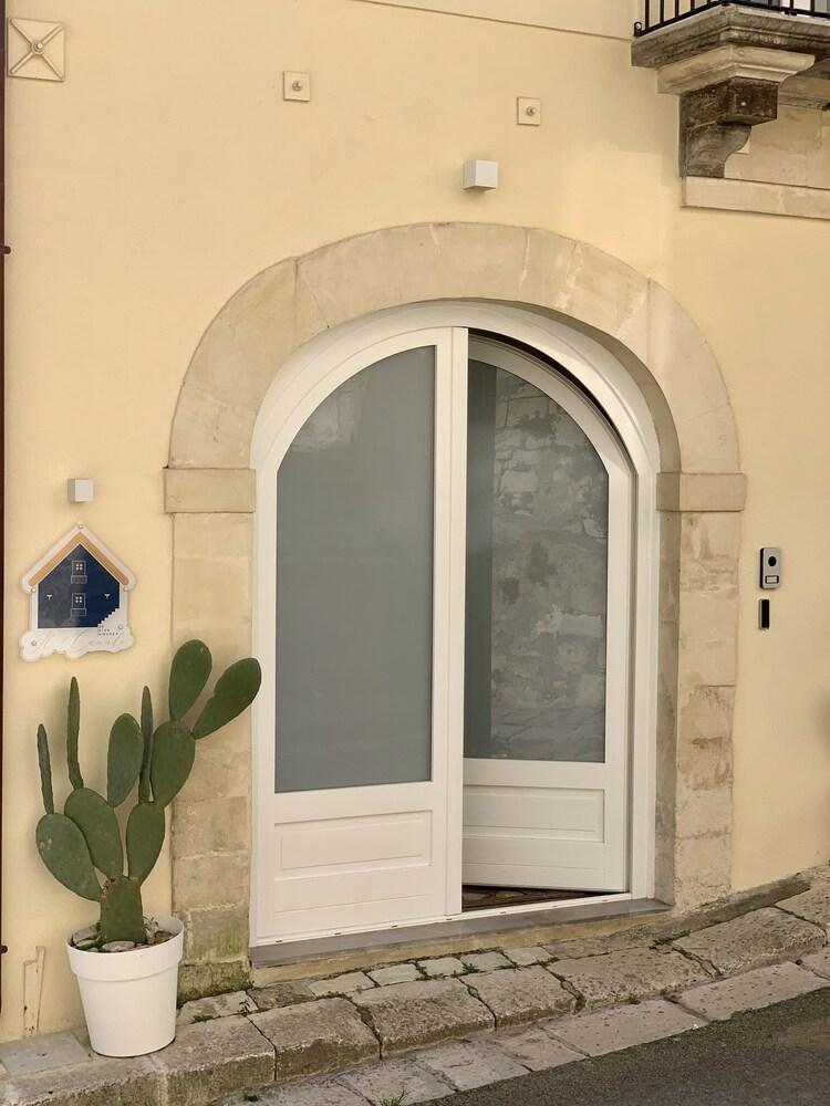 Il Canale Design House Ragusa Eksteriør billede