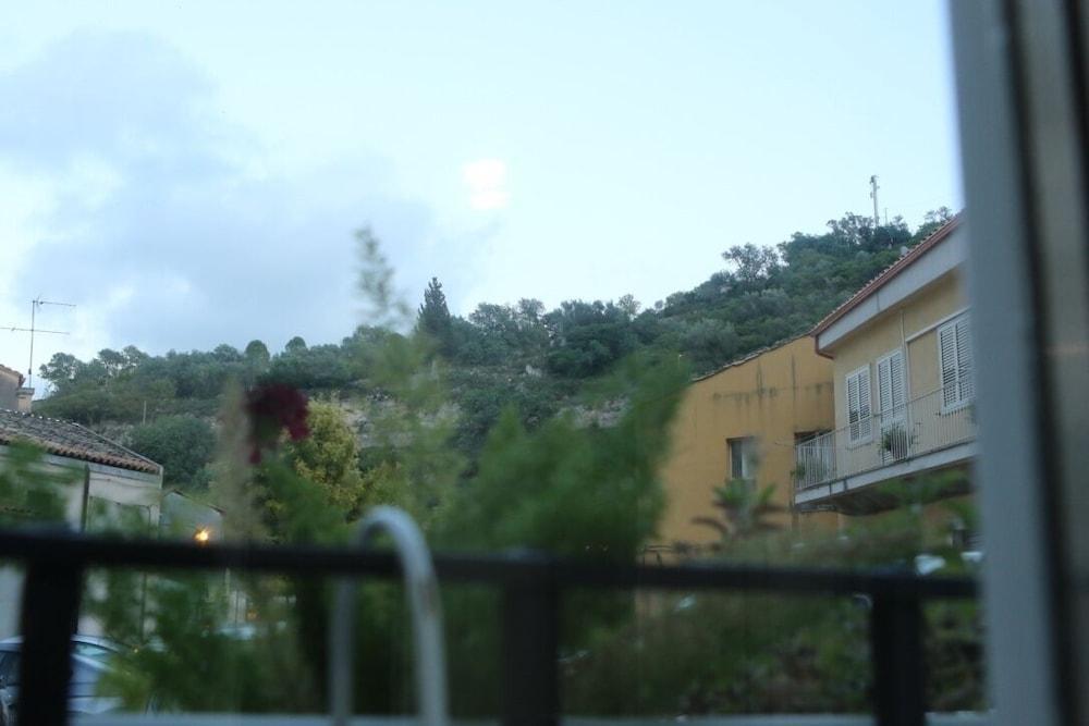 Il Canale Design House Ragusa Eksteriør billede